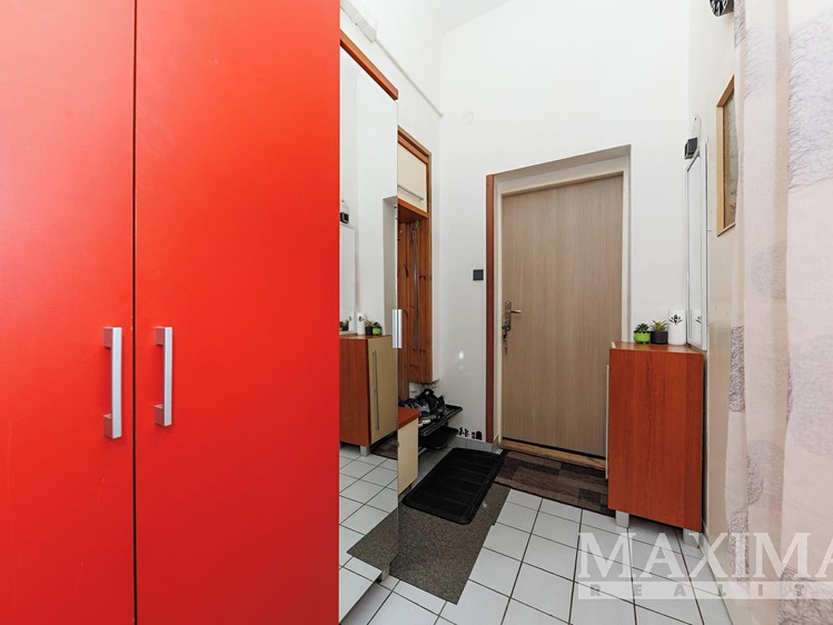 Комерційне приміщення на продаж, 216 м² (6 з 30)