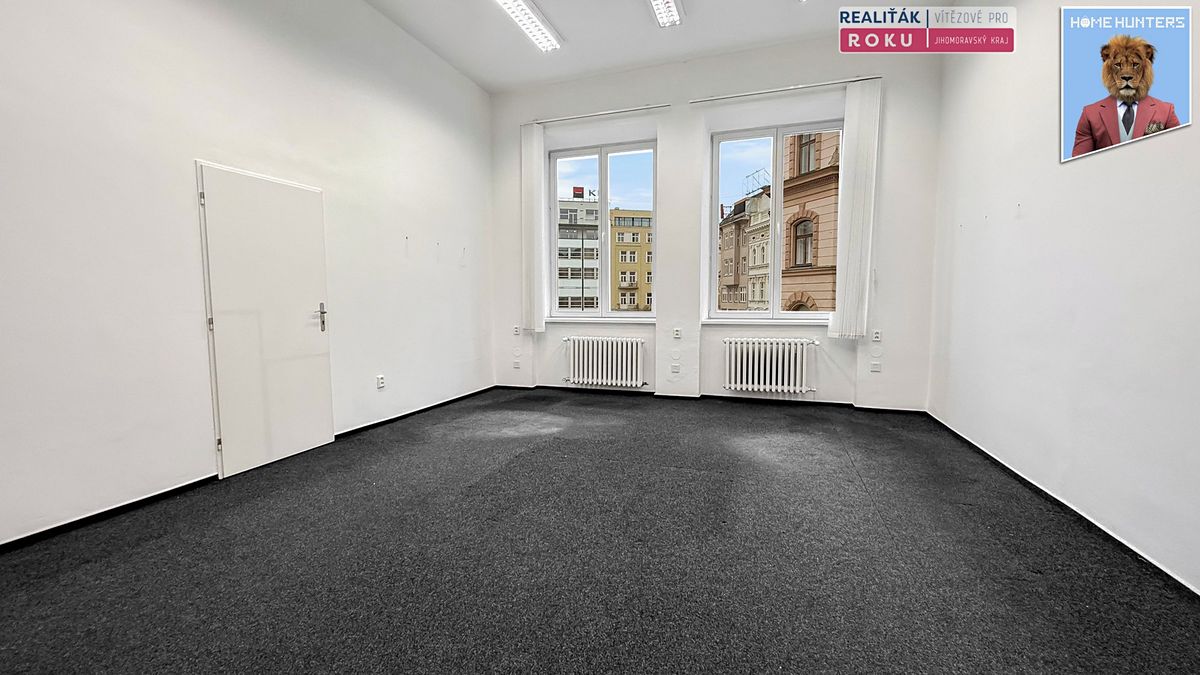 Pronájem kanceláře 70 m², Brno – fotka 1 z 3