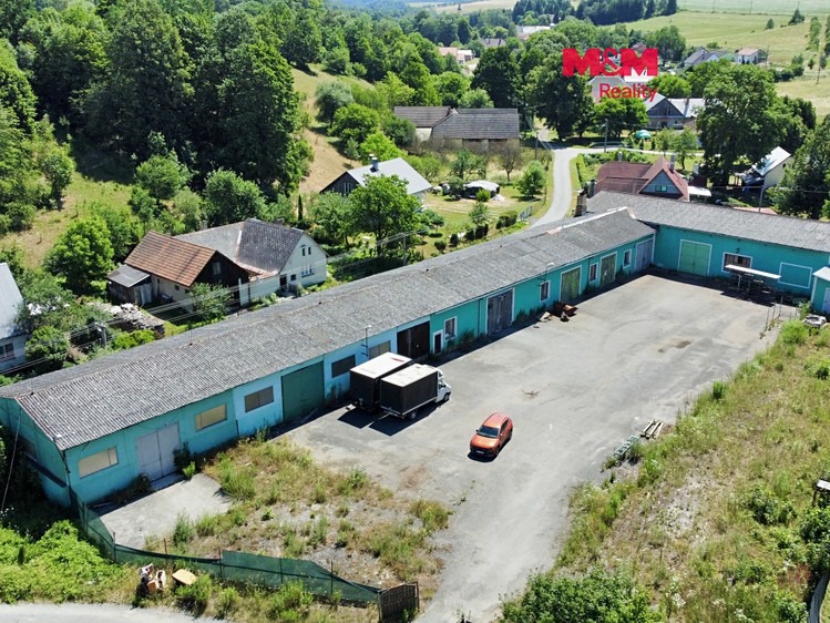 Gewerbefläche zum Kauf, 1.050 m² (1 von 30)