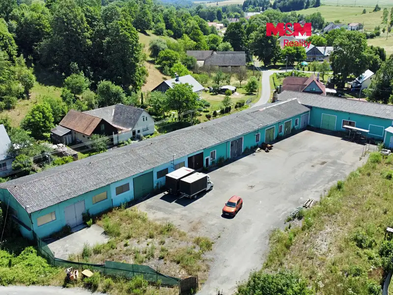 Prodej zemědělského objektu 1050 m², Koclířov – náhled fotky 1