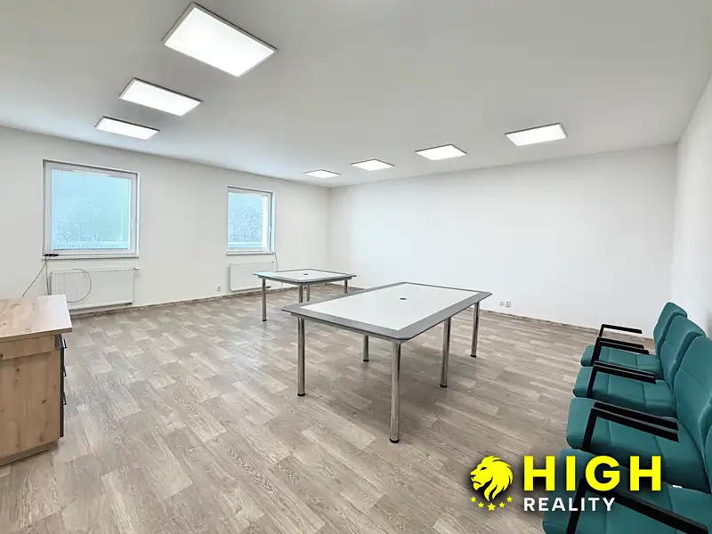 Pronájem kanceláře 45 m², Nýřany – náhled fotky 1