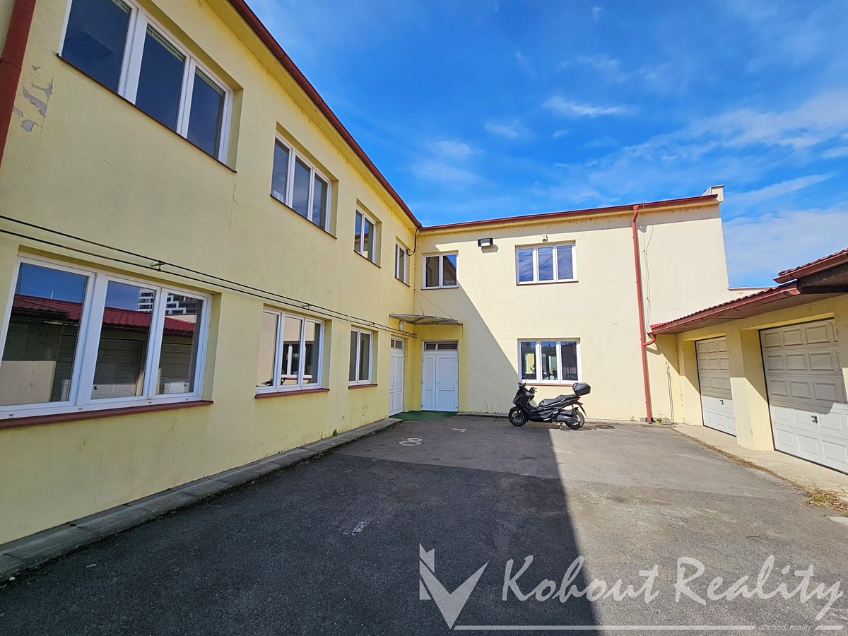Pronájem výrobní haly, prostoru 105 m² – fotografie 4