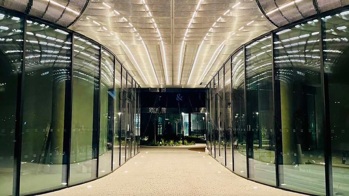 Pronájem kanceláře 1000 m² – fotografie 3