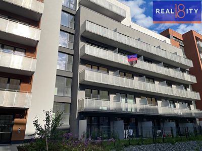 Pronájem bytu 1+kk 35 m²