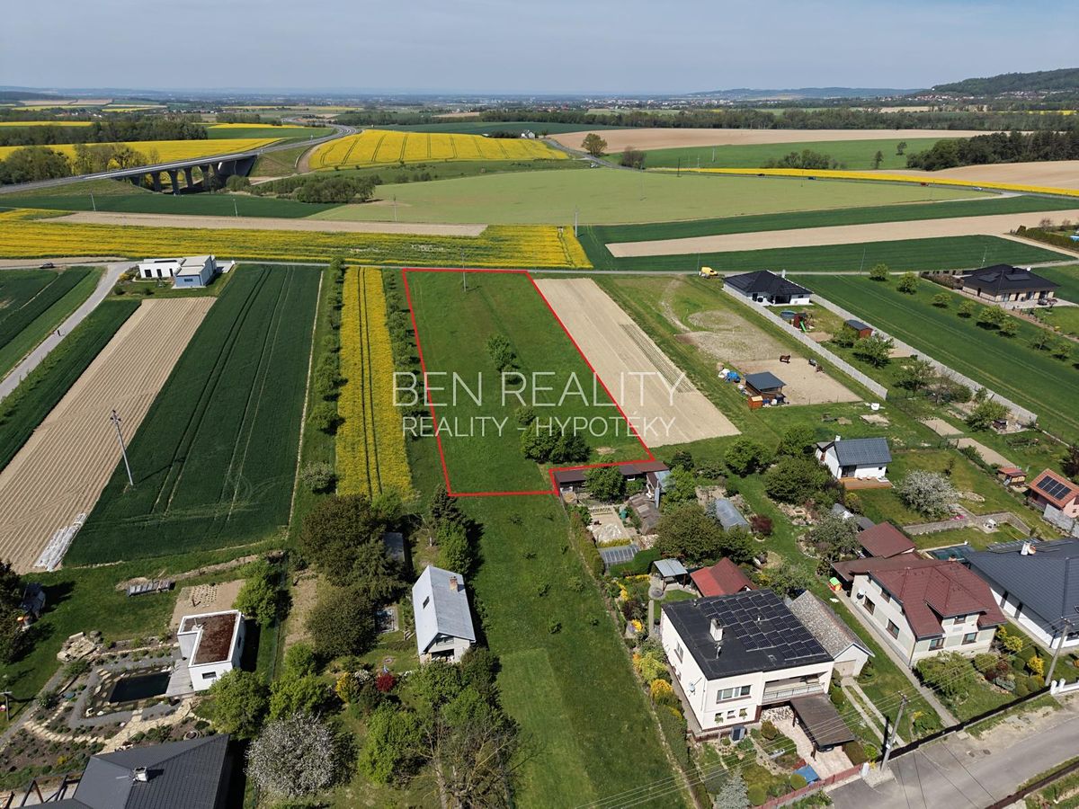 Prodej stavebního pozemku 4006 m², Fryšták – fotka 1 z 3