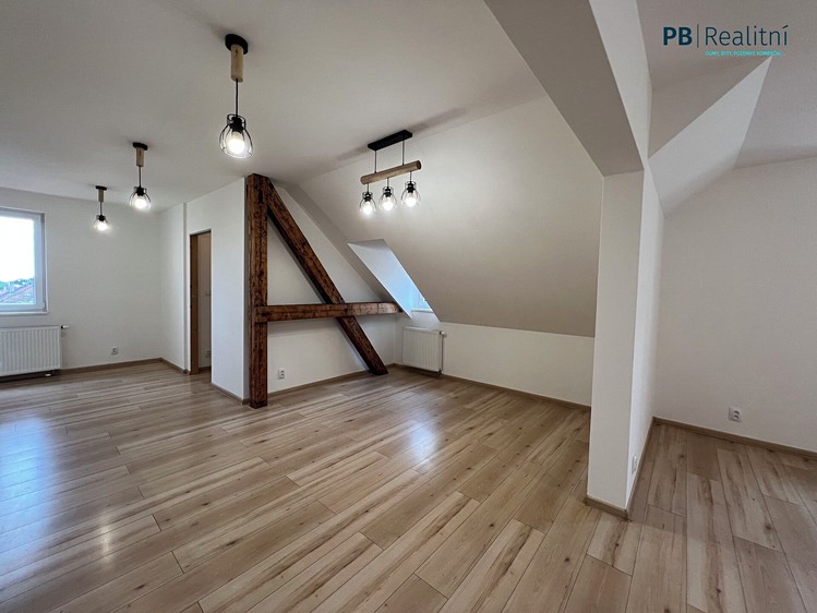 Квартира 4+1 на продаж, 124 м² (8 з 26)