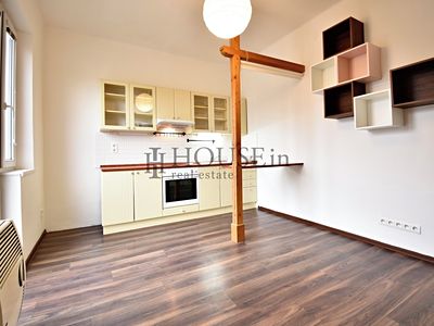 Pronájem bytu 2+kk 40 m²