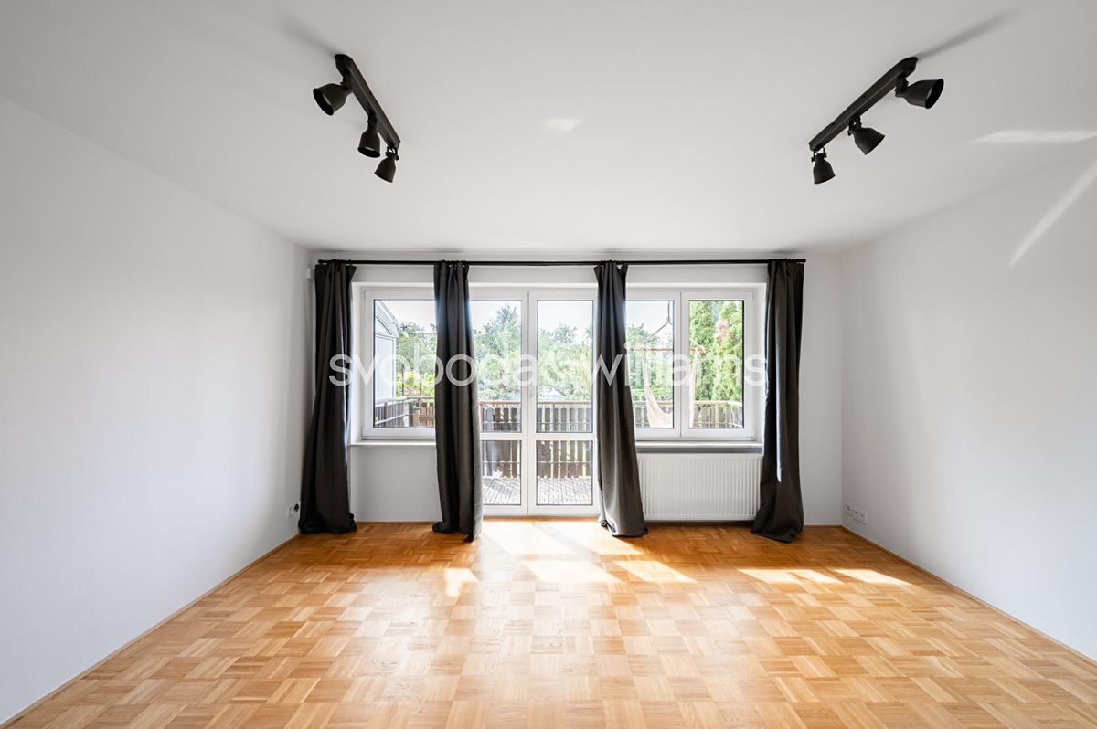 Pronájem bytu 3+kk 90 m²