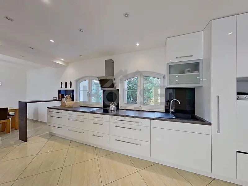 Prodej rodinného domu 246 m², pozemek 795 m², Zdiby – náhled fotky 2