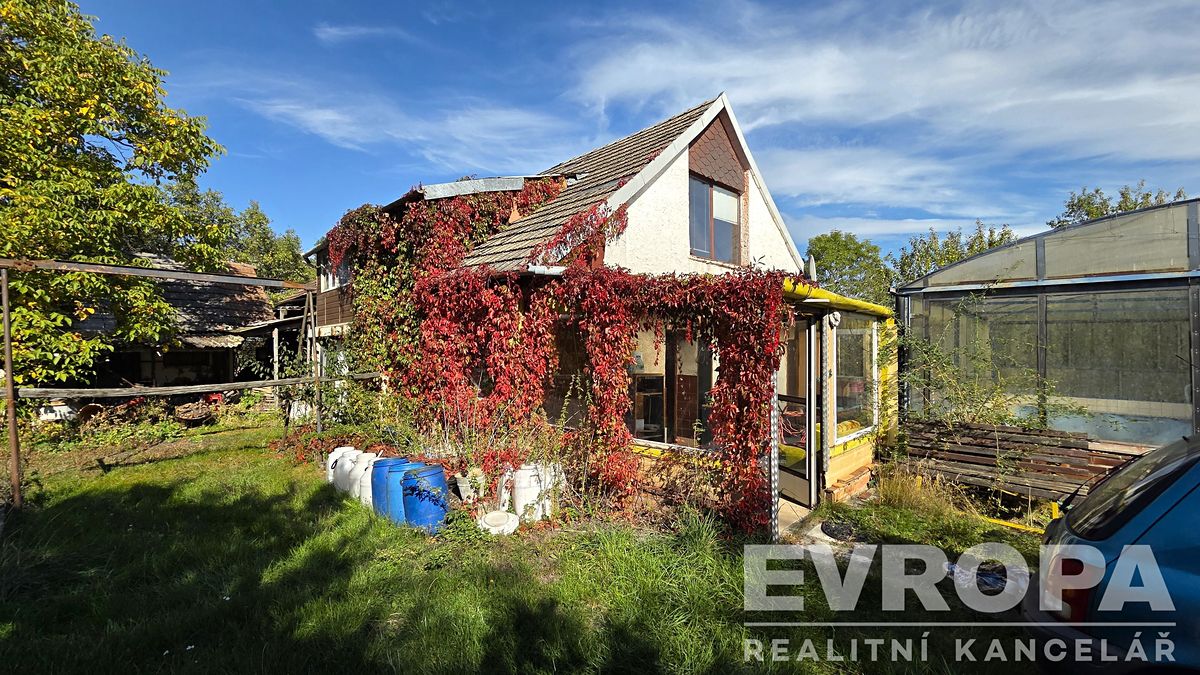 Prodej stavebního pozemku 3231 m² – fotografie 2