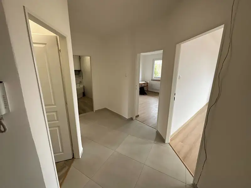 Pronájem bytu 3+kk 80 m², Hořice – náhled fotky 3