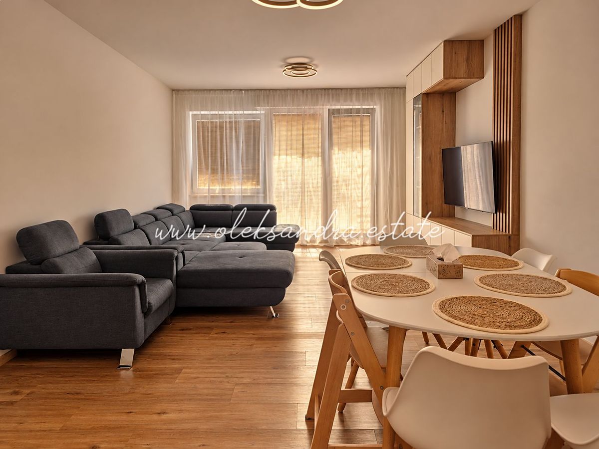Pronájem bytu 3+kk 83 m² – fotografie 3