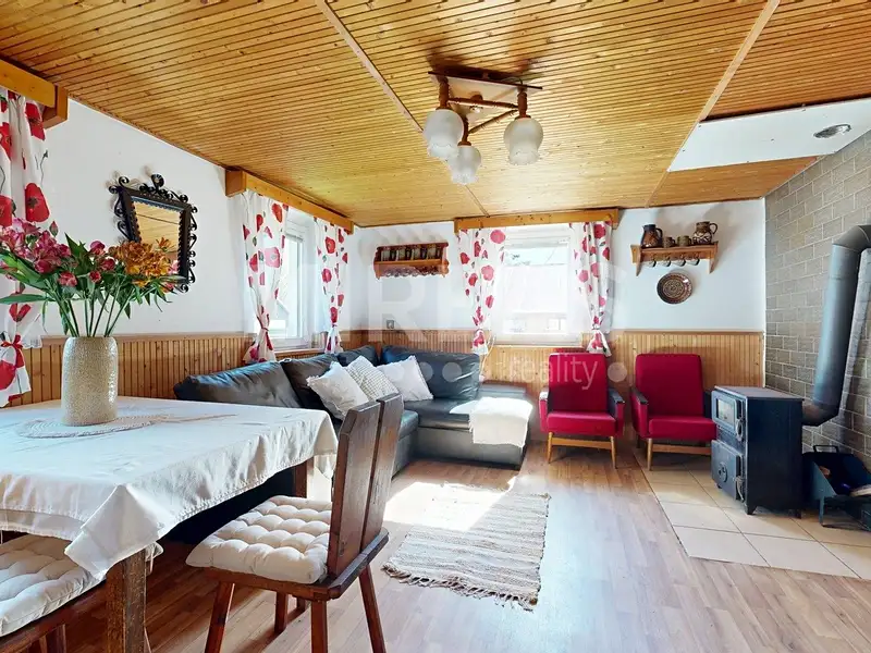Prodej chalupy 62 m², pozemek 307 m², Sadská – náhled fotky 2