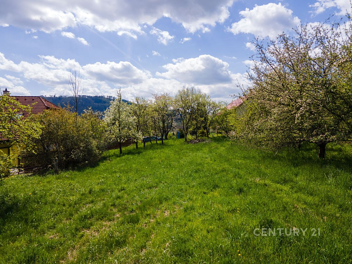 Prodej stavebního pozemku 2673 m² – fotografie 2