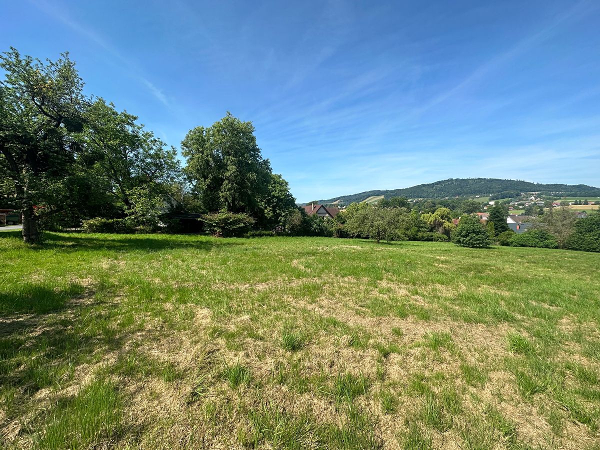 Prodej stavebního pozemku 1088 m² – fotografie 3