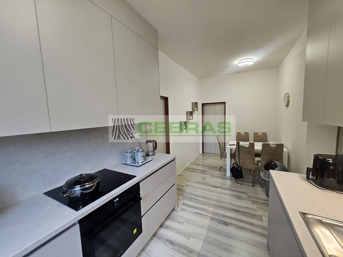 Pronájem bytu 2+1 78 m² – fotografie 4