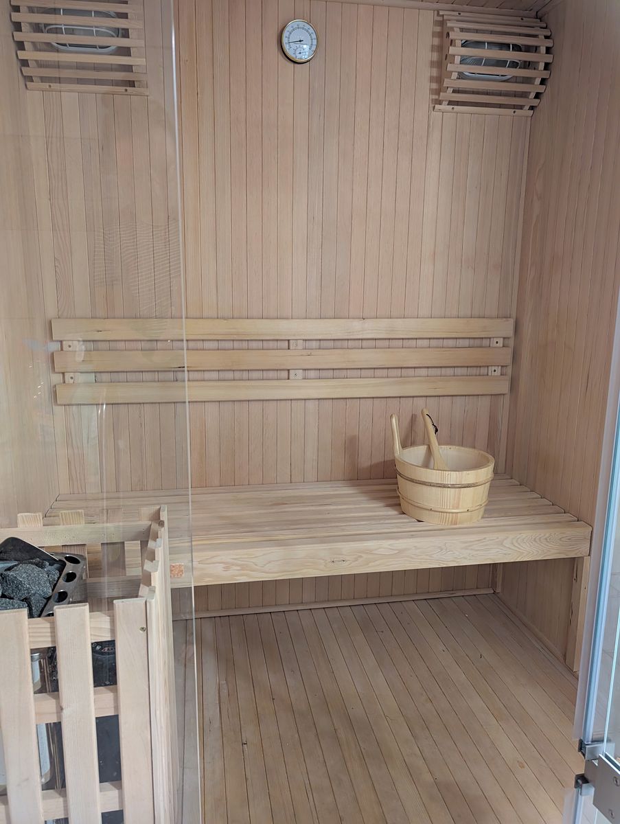 Pronájem rodinného domu 200 m², pozemek 350 m² – fotografie 3