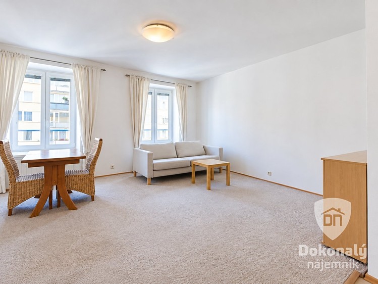 Pronájem bytu 2+kk, 53 m² (5 z 22)