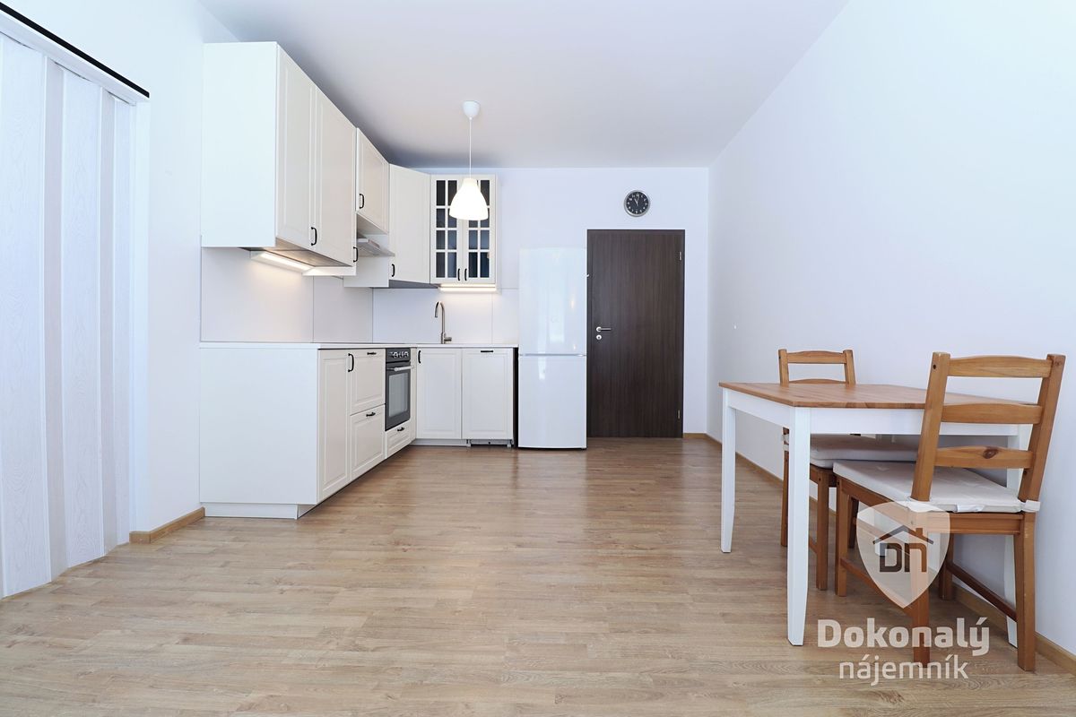 Pronájem bytu 2+kk 43 m²