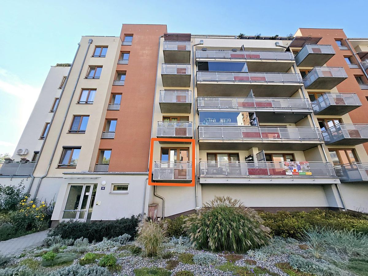 Pronájem bytu 1+kk 37 m²