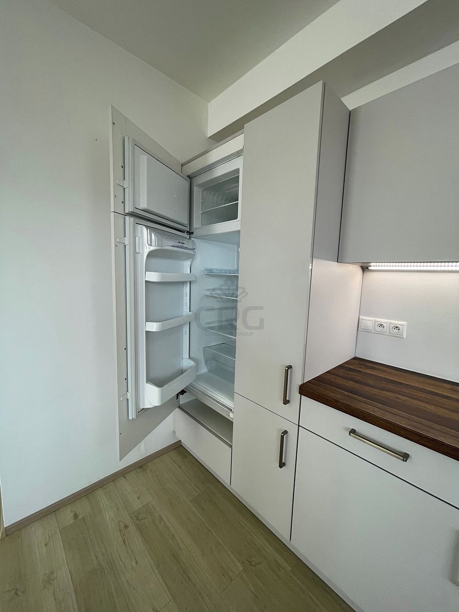 Pronájem bytu 2+kk 44 m² – fotografie 4
