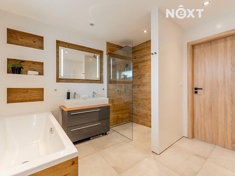 Будинок на продаж, 223 м² (8 з 32)