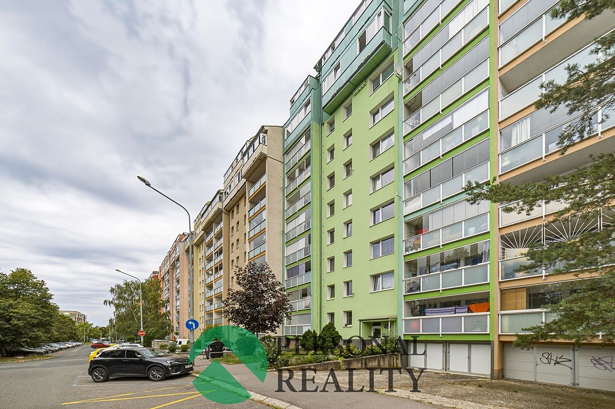Prodej bytu 3+1 70 m², Praha – fotka 1 z 3