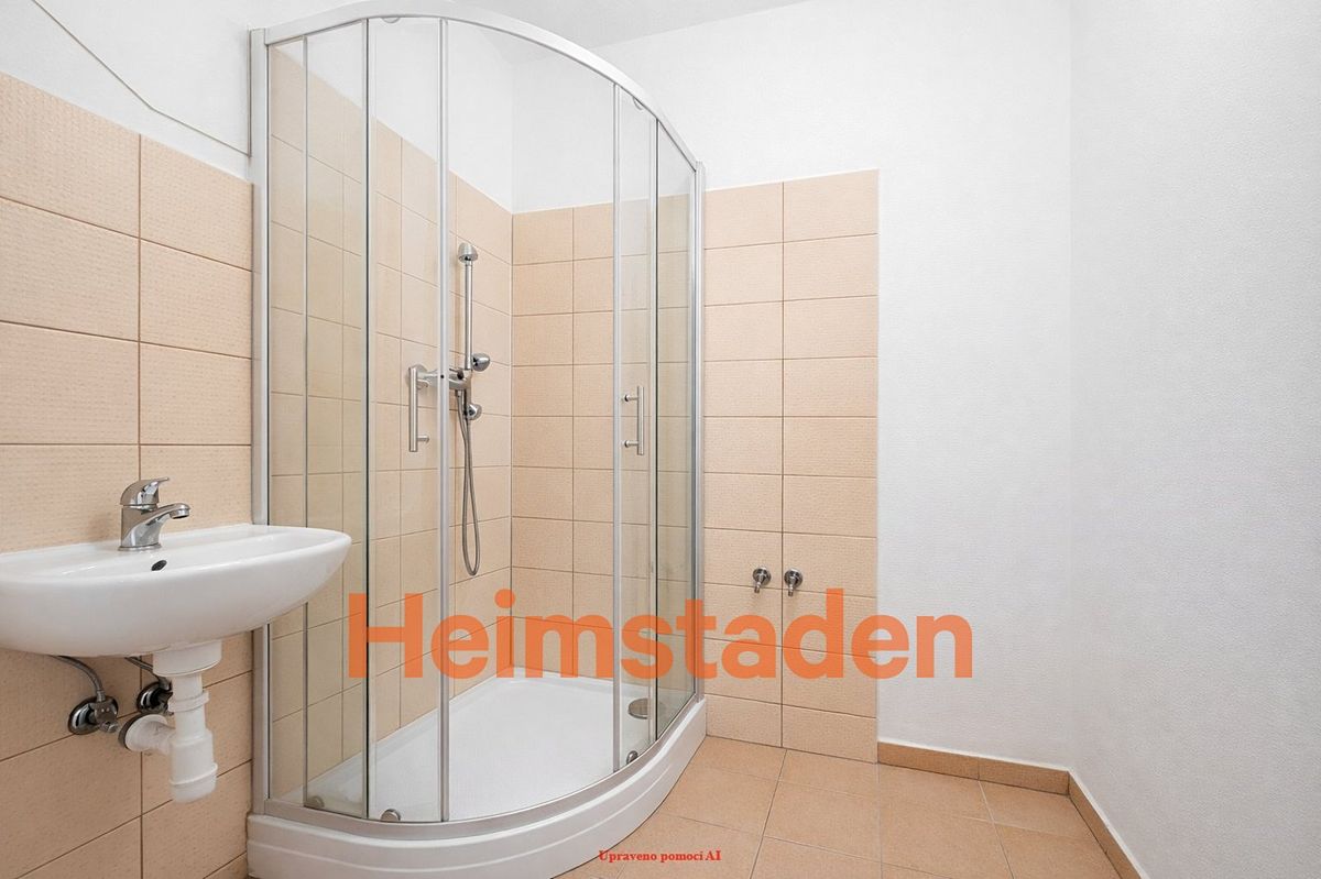 Pronájem bytu 2+1 51 m² – fotografie 4