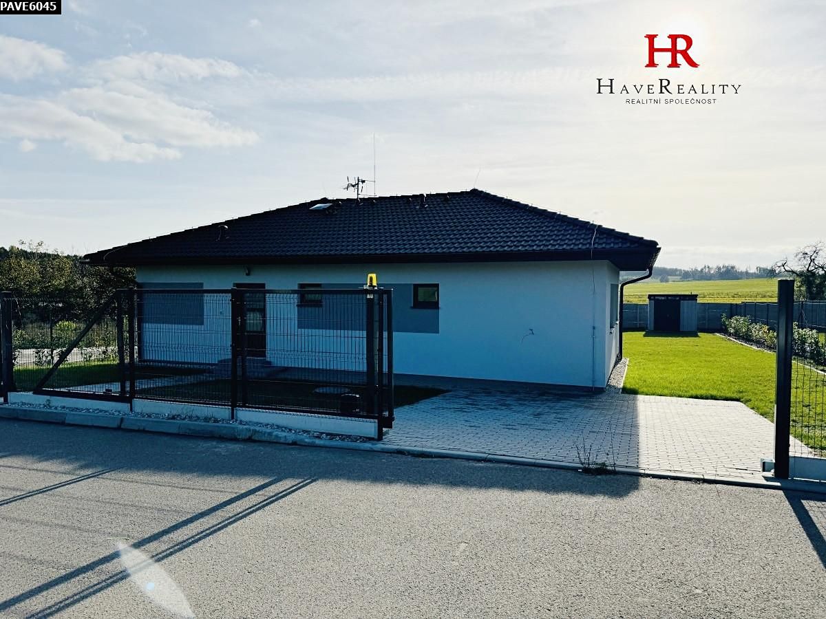 Pronájem rodinného domu 106 m², pozemek 813 m² – fotografie 3