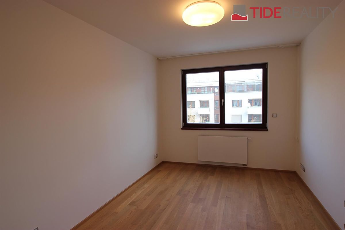 Pronájem bytu 2+kk 61 m² – fotografie 4