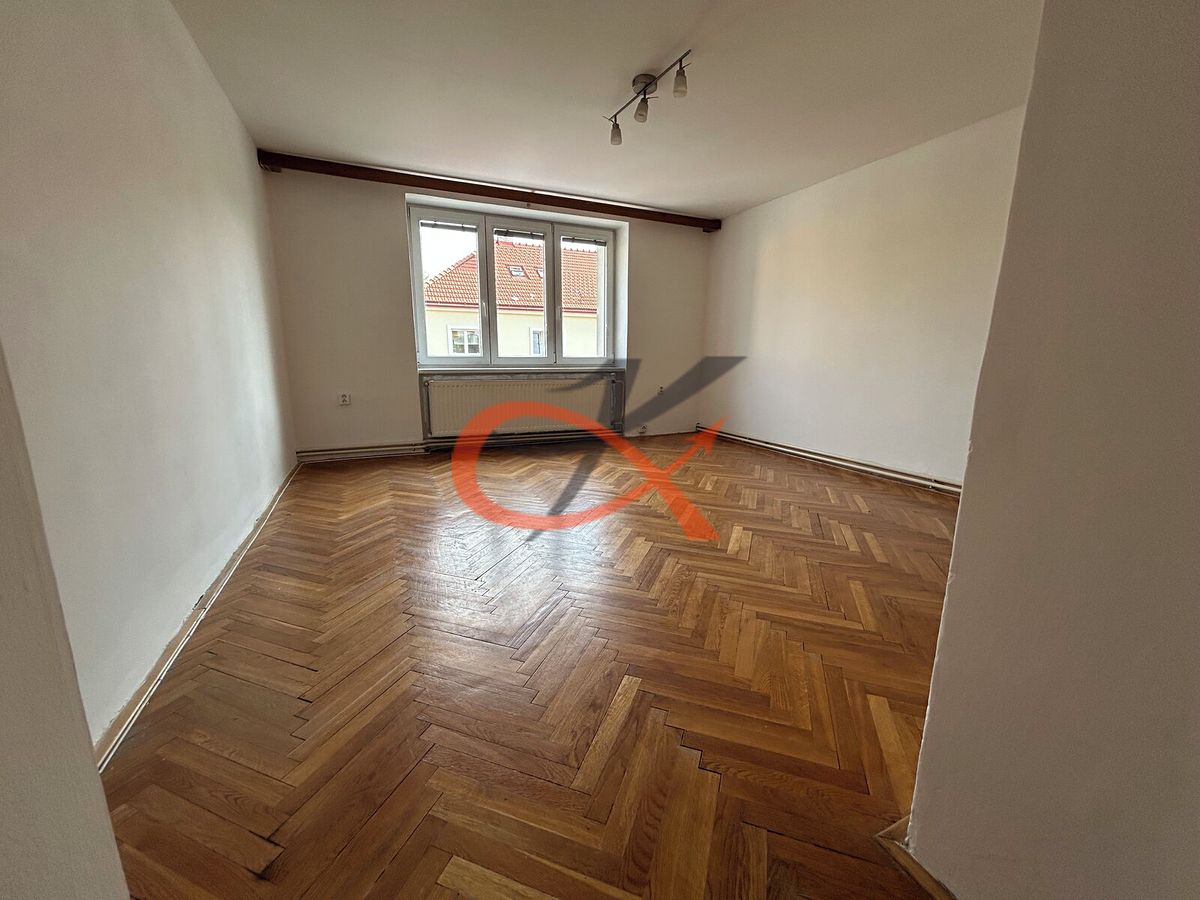 Pronájem bytu 2+1 56 m² – fotografie 4