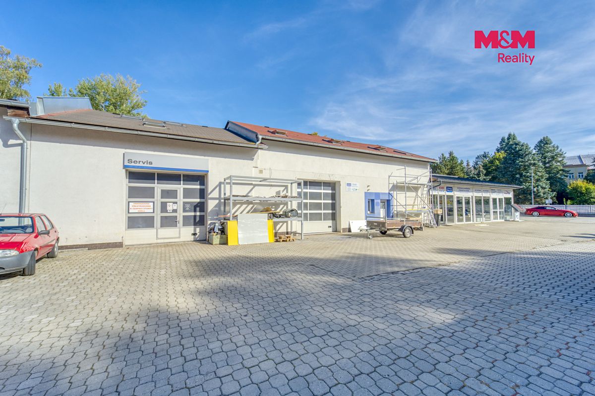 Prodej obchodního prostoru 561 m² – fotografie 3