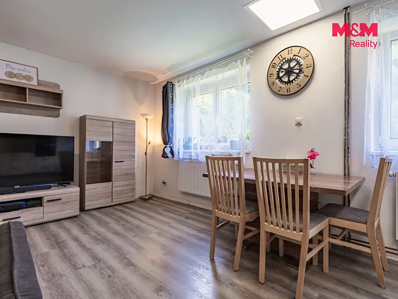 Prodej rodinného domu 131 m², pozemek 1031 m², Měchenice – náhled fotky 3