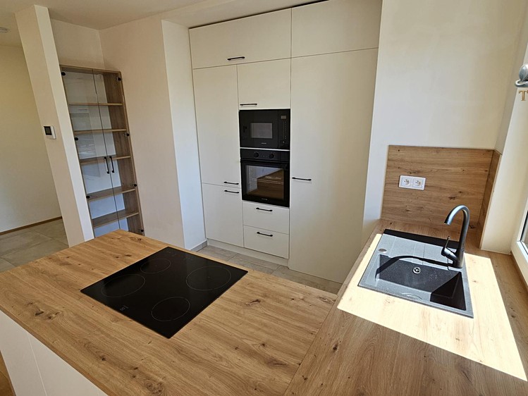 Квартира 2+kk на продаж, 65 м² (17 з 48)