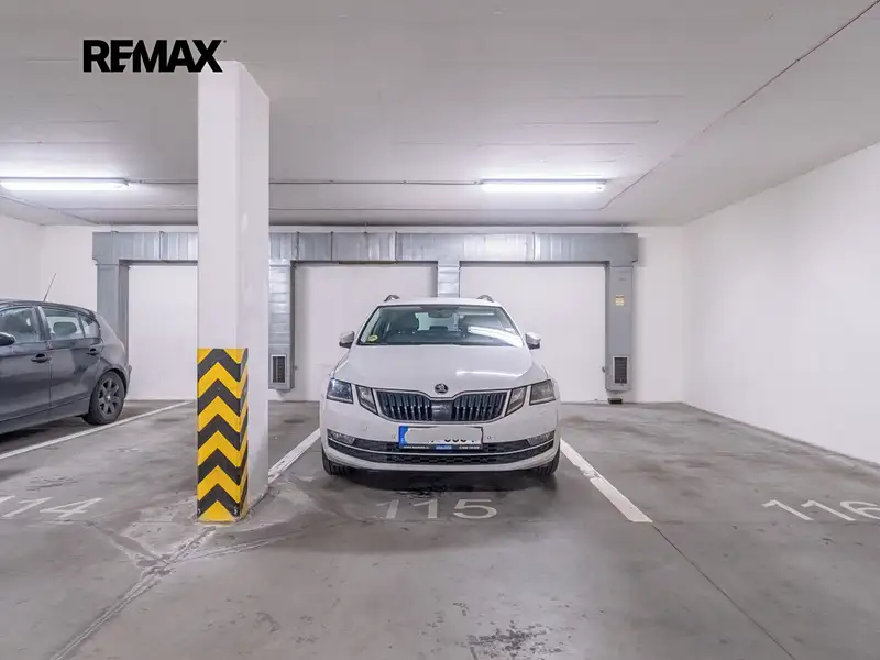 Prodej bytu 1+kk 26 m², Praha – náhled fotky 2