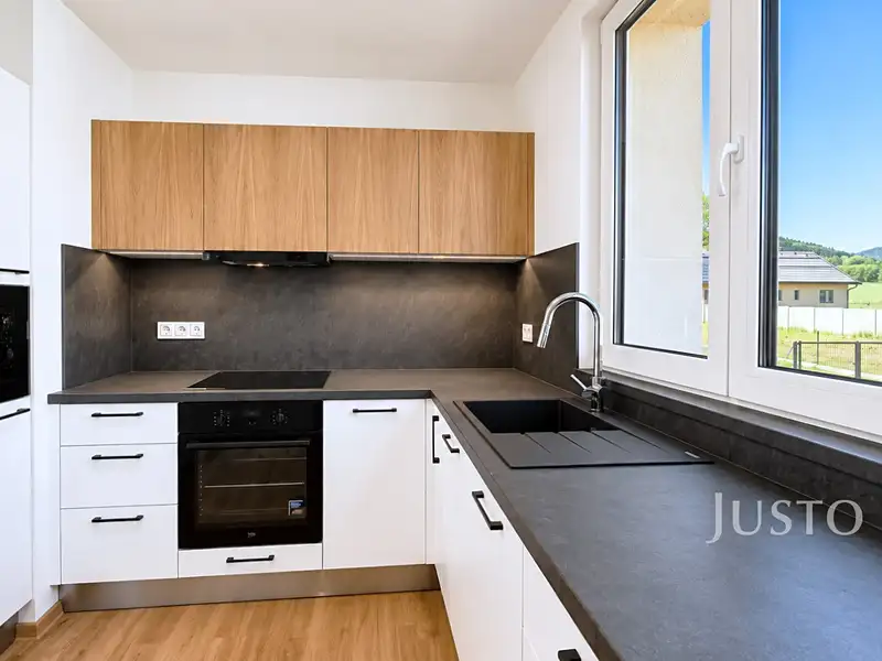 Prodej bytu 2+1 52 m², Záblatí – náhled fotky 2