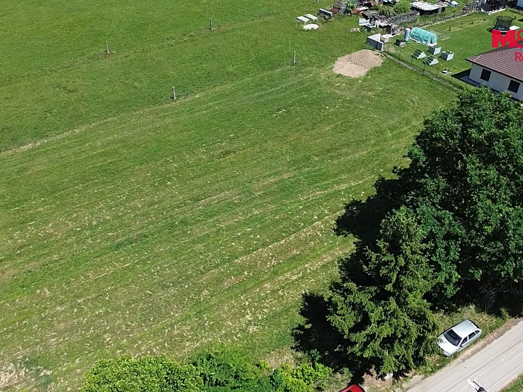 Grundstück zum Kauf, 1.367 m² (2 von 9)