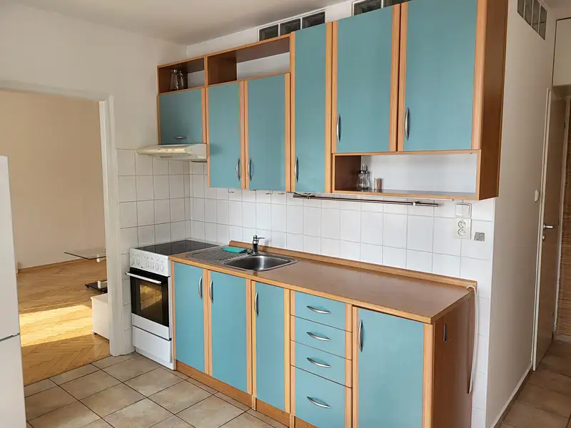 Pronájem bytu 2+1 44 m², Jindřichův Hradec – náhled fotky 2