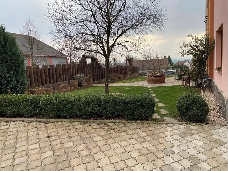 Pronájem bytu 2+1 60 m², Libčany – náhled fotky 3