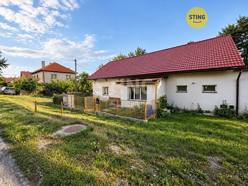 Prodej rodinného domu 340 m², pozemek 2398 m², Rozsochy – náhled fotky 1