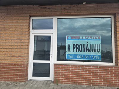 Pronájem obchodního prostoru 50 m²