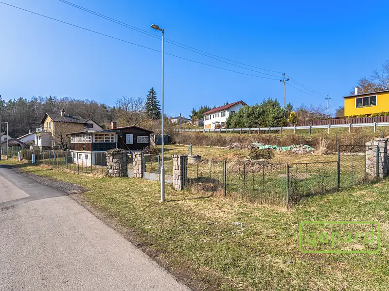 Prodej stavebního pozemku 830 m², Nespeky – náhled fotky 1