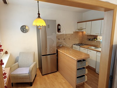 Prodej bytu 3+1, 63 m² (2 z 17)