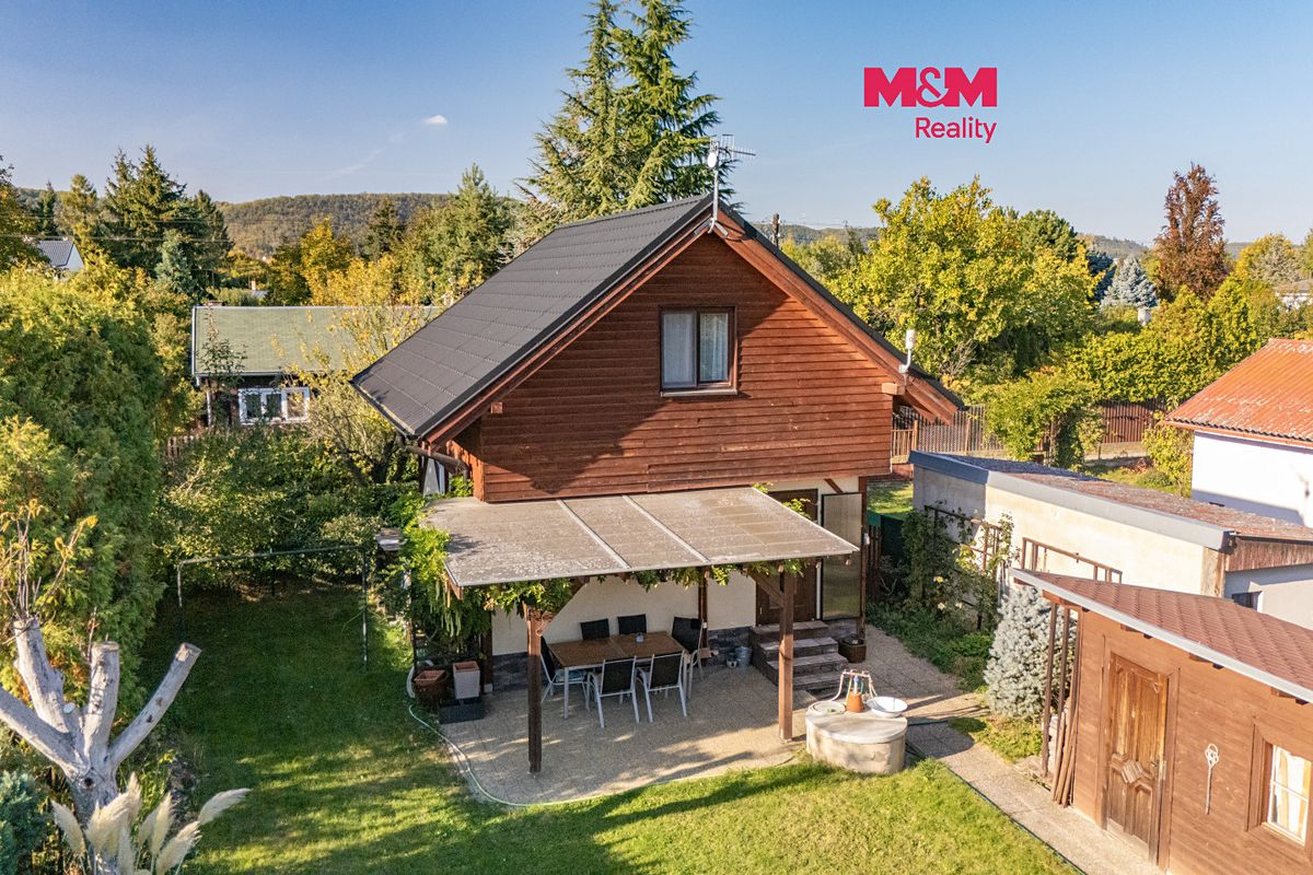 Prodej chalupy 66 m², pozemek 607 m², Černošice – fotka 1 z 3