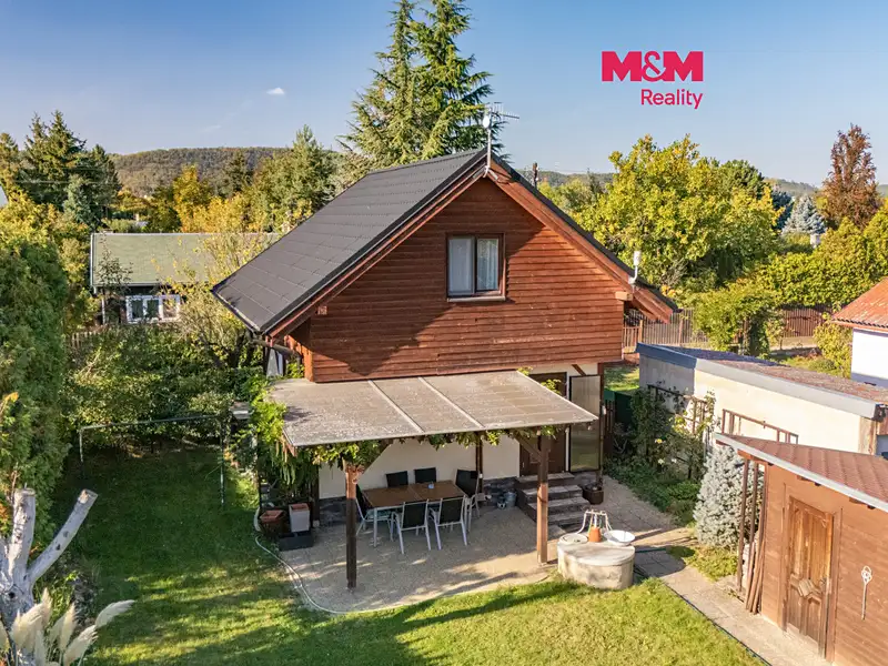 Prodej chalupy 66 m², pozemek 607 m², Černošice – náhled fotky 1