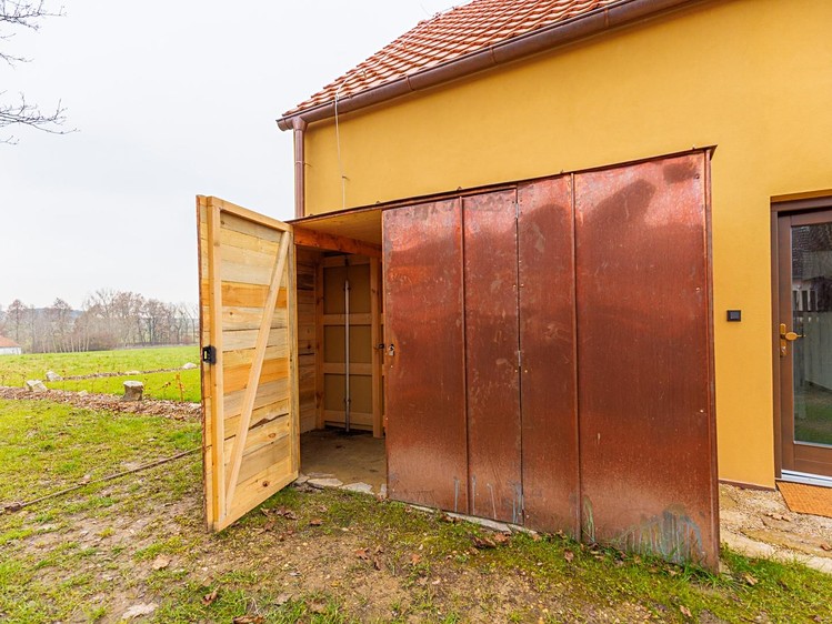 Pronájem bytu atypical, 73 m² (25 z 25)