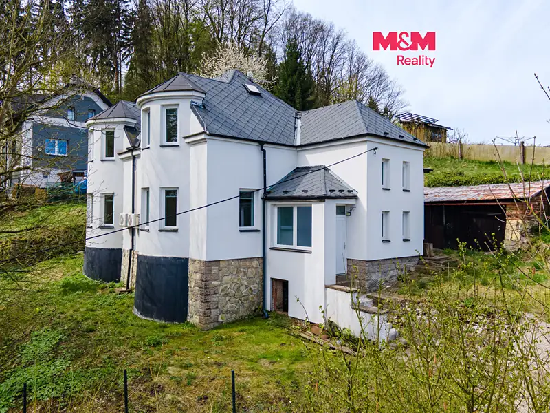 Prodej rodinného domu 198 m², pozemek 1224 m², Ústí nad Orlicí – náhled fotky 1
