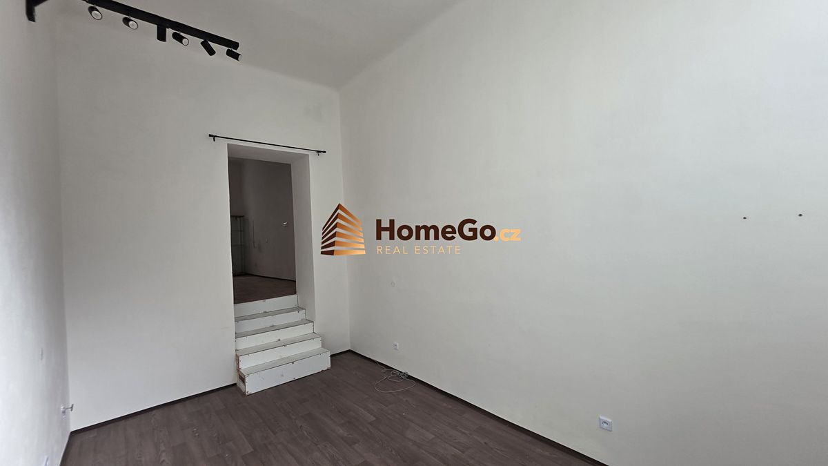 Pronájem obchodního prostoru 34 m² – fotografie 5