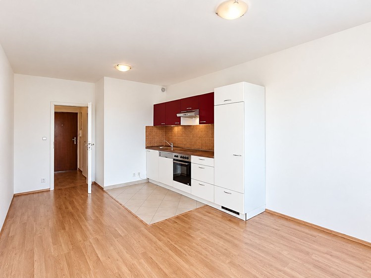 Pronájem bytu 1+kk, 26 m² (8 z 17)