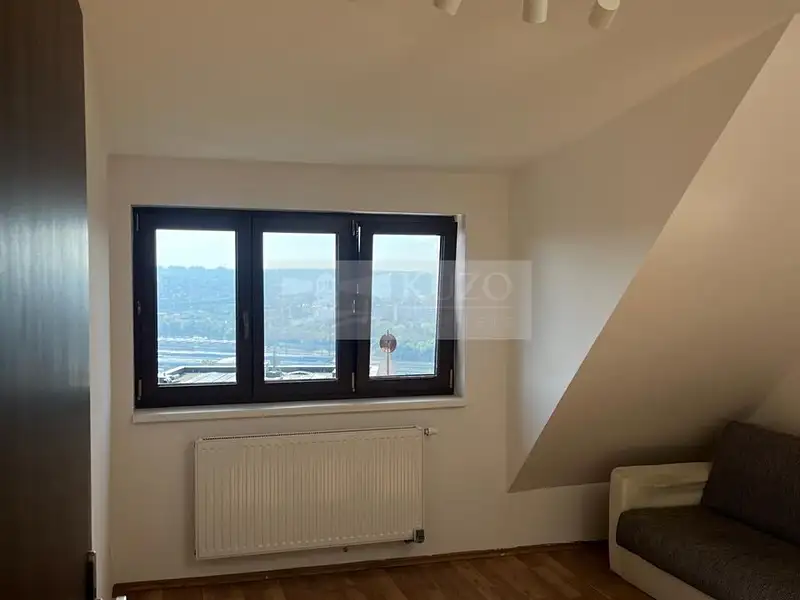 Pronájem bytu 2+kk 30 m², Praha – náhled fotky 2